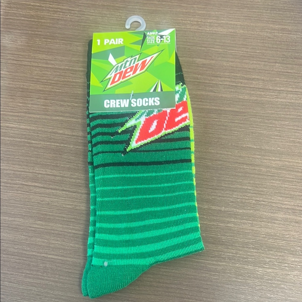 🚨3 for $15 🚨Mountain Dew Casual Crew Socks